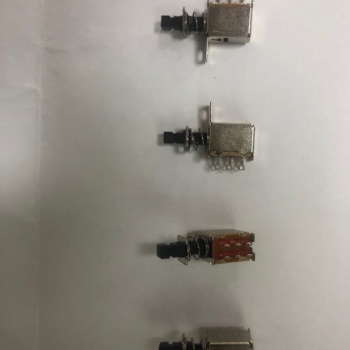廠家供應優質按鍵開關型號PS-22F28量大從優