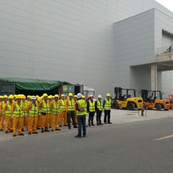 廣州市工廠精密設(shè)備拆卸搬遷安裝調(diào)試服務(wù)**明通公司