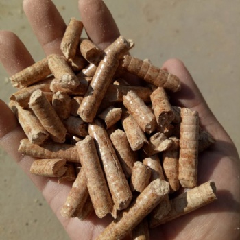 生物顆粒，生物質(zhì)燃料，生物質(zhì)顆粒，松木顆粒，橡木顆粒
