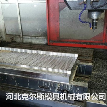 河北廠家生產鋼質彩石瓦模具瓦型模具全