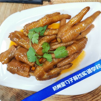 鹵菜培訓(xùn)到金勺子學(xué)校