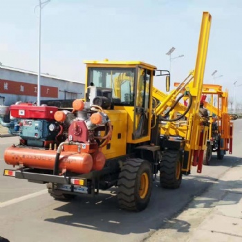 河南裝載機公路護欄打樁機圖片 公路護欄打樁機 護欄打樁機廠家
