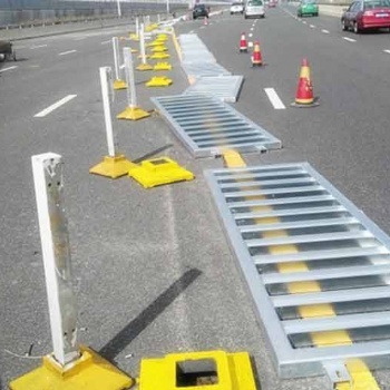 深圳道路改造工程項目 馬路中間隔離欄桿 深標(biāo)3市政護欄