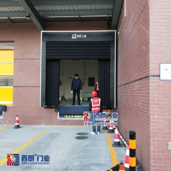 嘉興冷鏈出貨充氣門封門罩