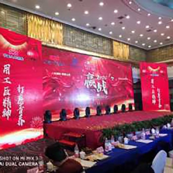 鄭州專業舞臺搭建，會場設計布置，燈光音響租賃桁架
