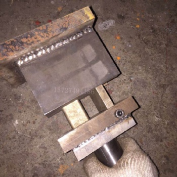 廠家管材沖孔模具 扶手護(hù)欄磨口模具