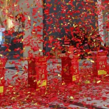 吾研六色電子禮花為什么這么受市場青睞，生意火爆