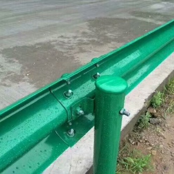 河南鶴壁波形護欄多錢一米