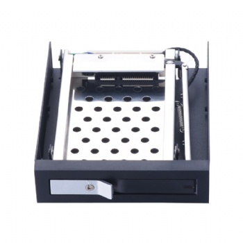 Unestech ST2513 2.5寸軟驅(qū)位熱插拔內(nèi)置硬盤抽取盒 免工具設(shè)計(jì)