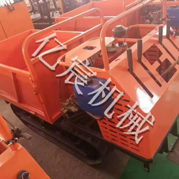 供應(yīng)1.5T履帶運輸車