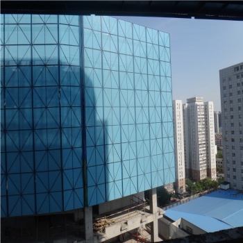 專業(yè)定制腳手架 爬架網(wǎng) 建筑工地外圍網(wǎng) 建筑工地防護(hù)網(wǎng)