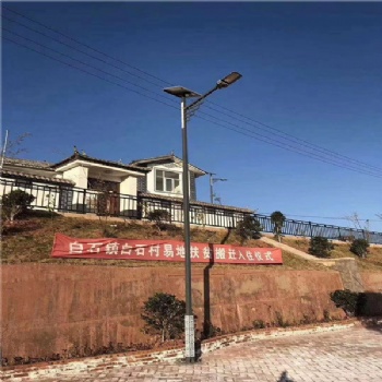 吳忠太陽(yáng)能路燈燈桿，吳忠一體化太陽(yáng)能路燈