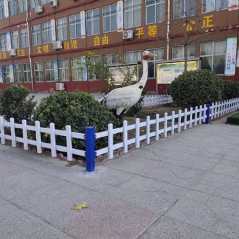 花園草坪防腐木欄桿護欄圍欄柵欄小籬笆庭院隔離pvc護欄