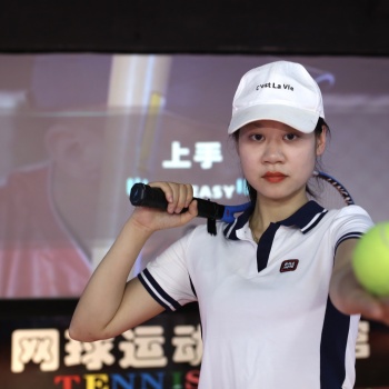 室內(nèi)模擬網(wǎng)球棒球高爾夫乒乓球羽毛球競(jìng)技潮玩推薦