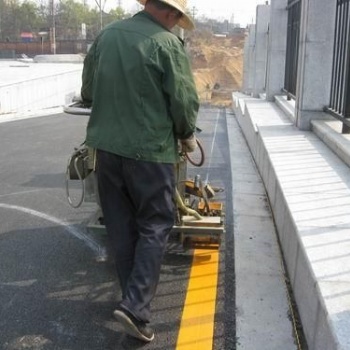重慶豐萊車位劃線公司，地坪漆施工，車位劃線，熱熔劃線，冷涂劃線