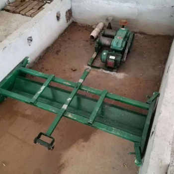 畜牧養豬設備廠家現貨供應豬場刮糞機漏糞板等養殖設備配件
