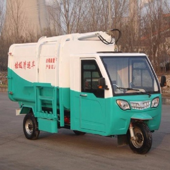 廠家定制供應三方掛桶式環(huán)衛(wèi)垃圾運輸車制作精良