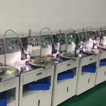 深圳市聯(lián)科精密機(jī)械有限公司，聯(lián)科精密咪頭生產(chǎn)設(shè)備、深圳聯(lián)科封邊機(jī)、聯(lián)科機(jī)械咪頭組裝機(jī)、出售自動(dòng)封口機(jī)