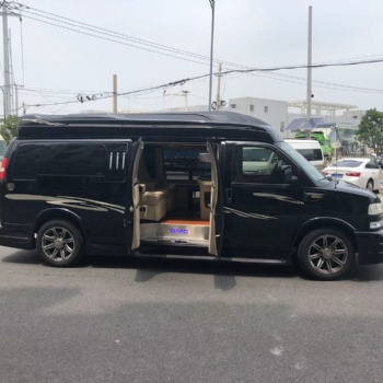 上海租GMC保姆車 租賃GMC保姆車 GMC房車租車價格