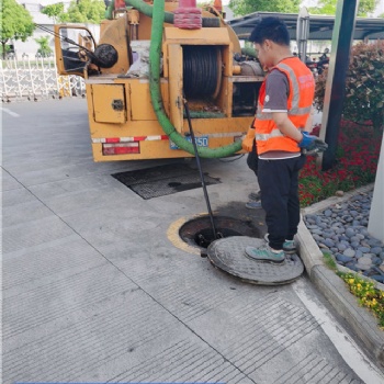 安全服務無錫市濱湖區污水池淤泥清理電話洽談