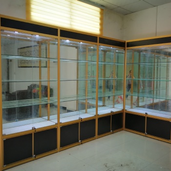 鈦合金展柜展柜汽車(chē)展柜倉(cāng)儲(chǔ)貨架精品貨架