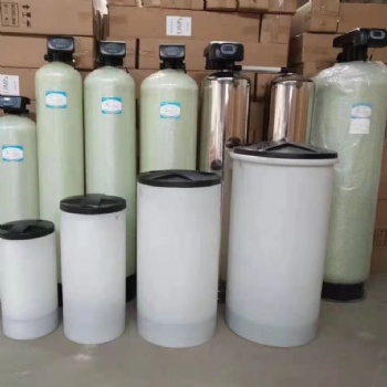 北京廠家生產10T/H全自動軟化水設備、凈水設備
