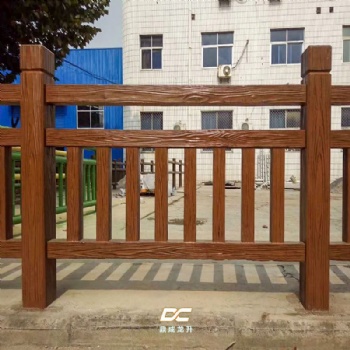 湖南水泥仿樹皮護欄3-8型仿木護欄公園景區(qū)建筑