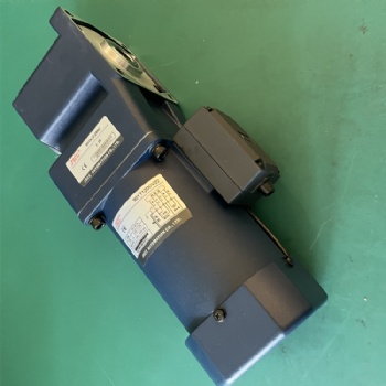 JSCC精研調(diào)速剎車電機(jī)100YF200GV22/100GF36RC直角減速機(jī)