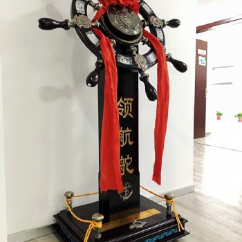西安航海舵手工藝品 開業(yè)帆船擺件 地球儀實木擺飾品