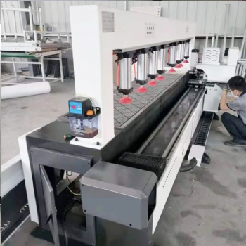 木工機(jī)械數(shù)控側(cè)孔機(jī) 實(shí)木誠(chéng)邁激光側(cè)孔機(jī) 櫥柜體打孔機(jī) 數(shù)控鉆孔機(jī)