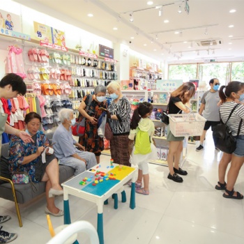 好蘭朵山水大廈聯(lián)營店火爆開業(yè)，單日業(yè)績突破1W+
