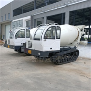 履帶平口罐車(chē) 建筑工程攪拌水泥運(yùn)輸車(chē) 全地形散裝水泥罐車(chē)
