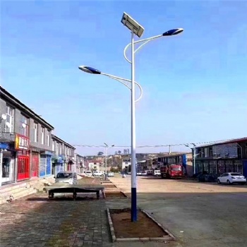 8米雙臂太陽能路燈圖片參數