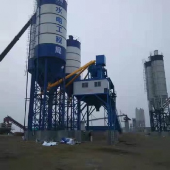 成都潤(rùn)捷建機(jī)混凝土攪拌站廠家**