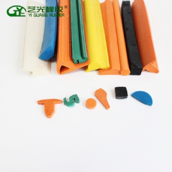 生產(chǎn)訂制半圓D型異型硅膠發(fā)泡密實(shí)密封膠條 U型發(fā)泡硅膠條