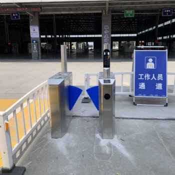 青島超市翼閘安裝黃島企業(yè)門(mén)禁考勤翼閘李滄冷藏庫(kù)門(mén)禁翼閘