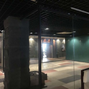 潮人創(chuàng)客精修辦公場(chǎng)所_共享空間辦公室