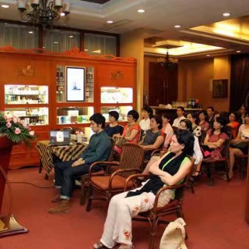 合肥充場(chǎng)觀眾群演提供充場(chǎng)團(tuán)隊(duì)公司會(huì)議充場(chǎng)充場(chǎng)人員