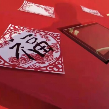 上海互動體感漫畫互動創意繪畫福字等即可漫畫體感扭蛋機體感互動道具**租賃