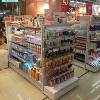 kkv貨架百貨店根據(jù)什么類型系列來劃分區(qū)域