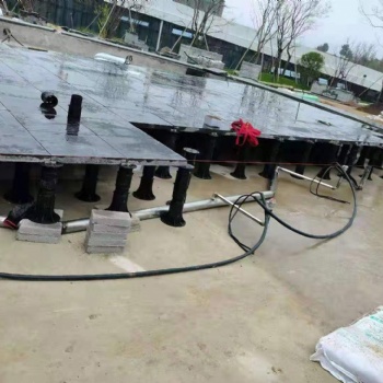 工程水景石材專用支撐架 -塑木地板龍骨架空