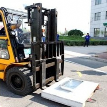 南寧叉車司機培訓考證輕松報名拿證