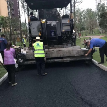 重慶瀝青路面施工、瀝青路面施工隊(duì)、瀝青路面修補(bǔ)、瀝青路面養(yǎng)護(hù)、瀝青路面改色、瀝青路面施工公司