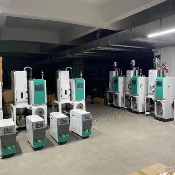 圣亨工業裝備除濕干燥送料一體機