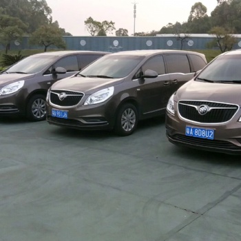 廣州租車MPV7-18座商務(wù)車白云機(jī)場接待單程往返接送租車服務(wù)