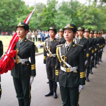 國旗護衛隊實訓服作訓服儀仗隊服禮賓服作戰服軍訓服搶刀道具