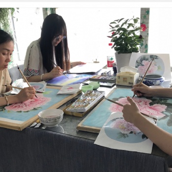 南京國(guó)畫班南京水彩班南京少兒學(xué)國(guó)畫