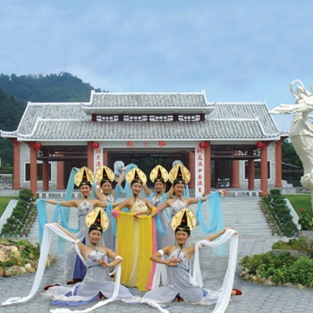 河源萬綠谷賞湖灣春色美景、油菜花田、森林徒步、萬綠湖鏡花緣兩天
