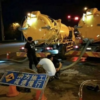 平谷污水清運(yùn)公司專業(yè)河道清淤雨水管道清理抽糞