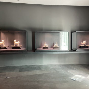 玻璃展示柜博物館展示柜紀念館文物陳列展柜字畫產品展示柜臺定制